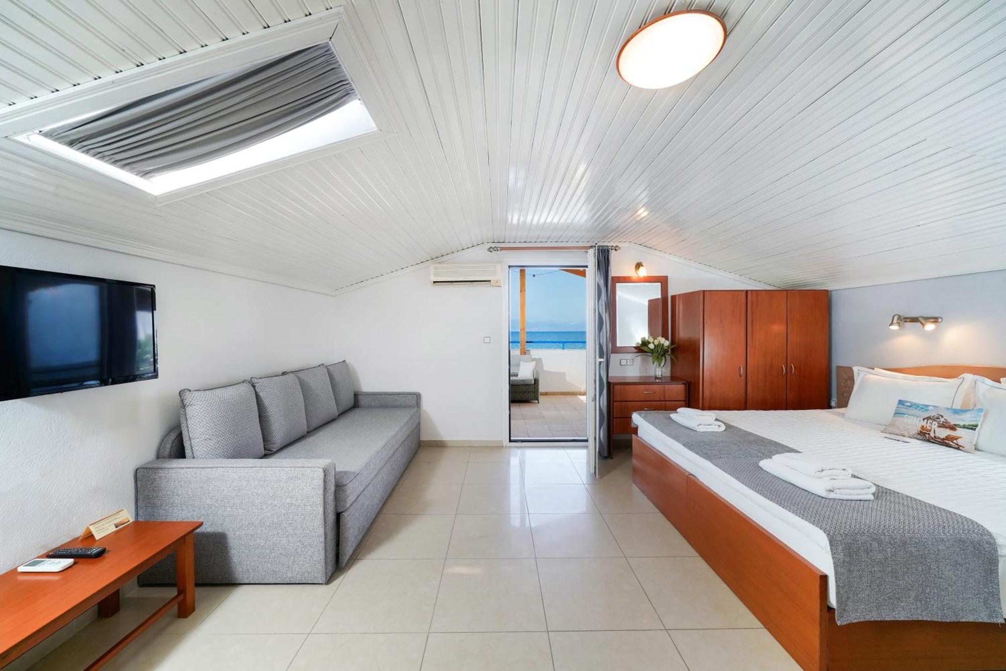 Hotel Golden Sunset Skala Rachoni  Zewnętrze zdjęcie